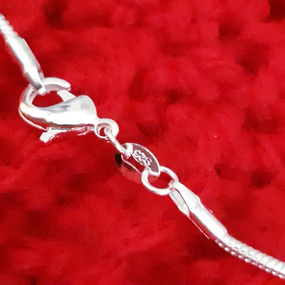 New. 26 inch silver chain. - Picture 4 of 7